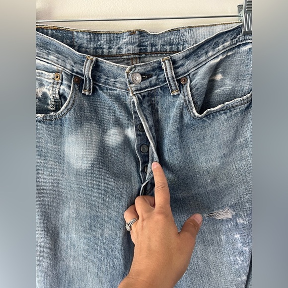 Levi’s 501 Straight Leg Very Distressed Worn-In Jeans Made In Haiti Size W33xL34 - Picture 2 of 14